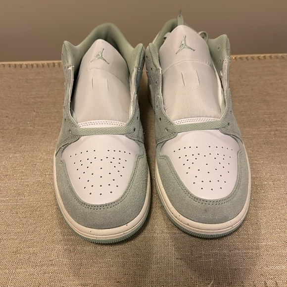 Air Jordan 1 Seagram - Picture 3 of 4